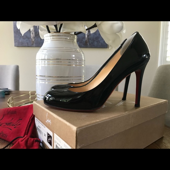 Authentic Christian Louboutin Simple Pumps. - Picture 12 of 12